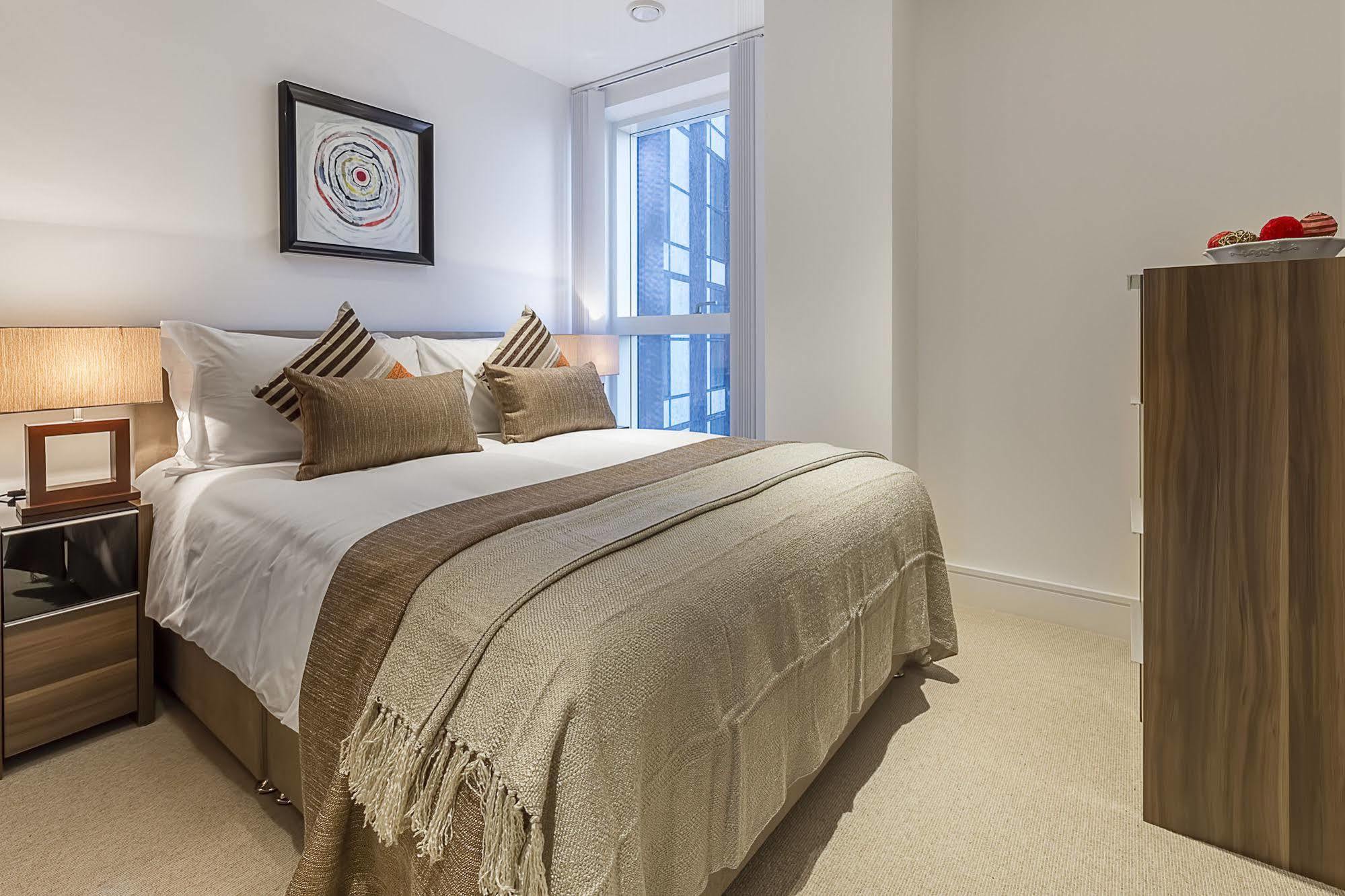 Ferienwohnung Lincoln Plaza London Exterior foto