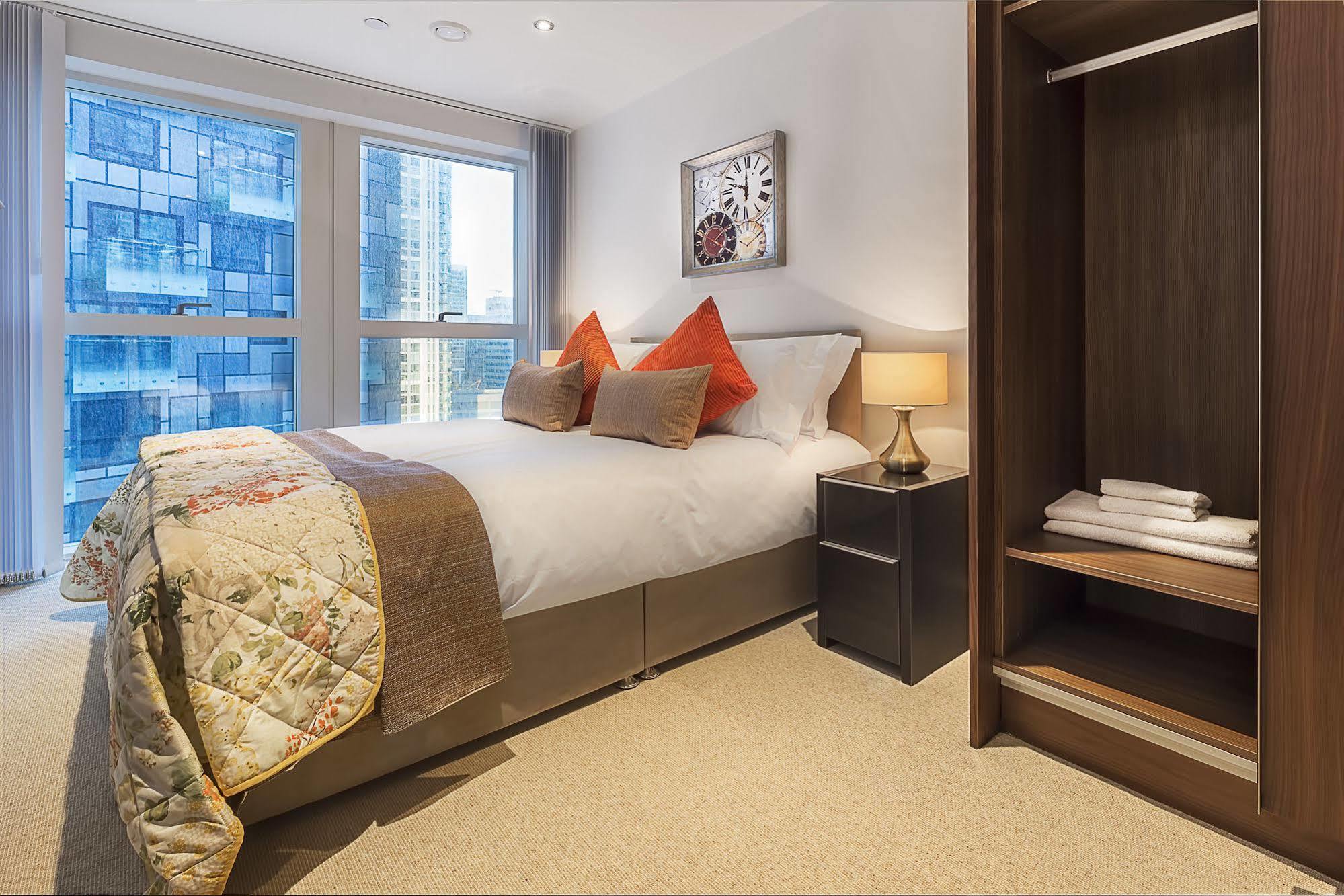 Ferienwohnung Lincoln Plaza London Exterior foto
