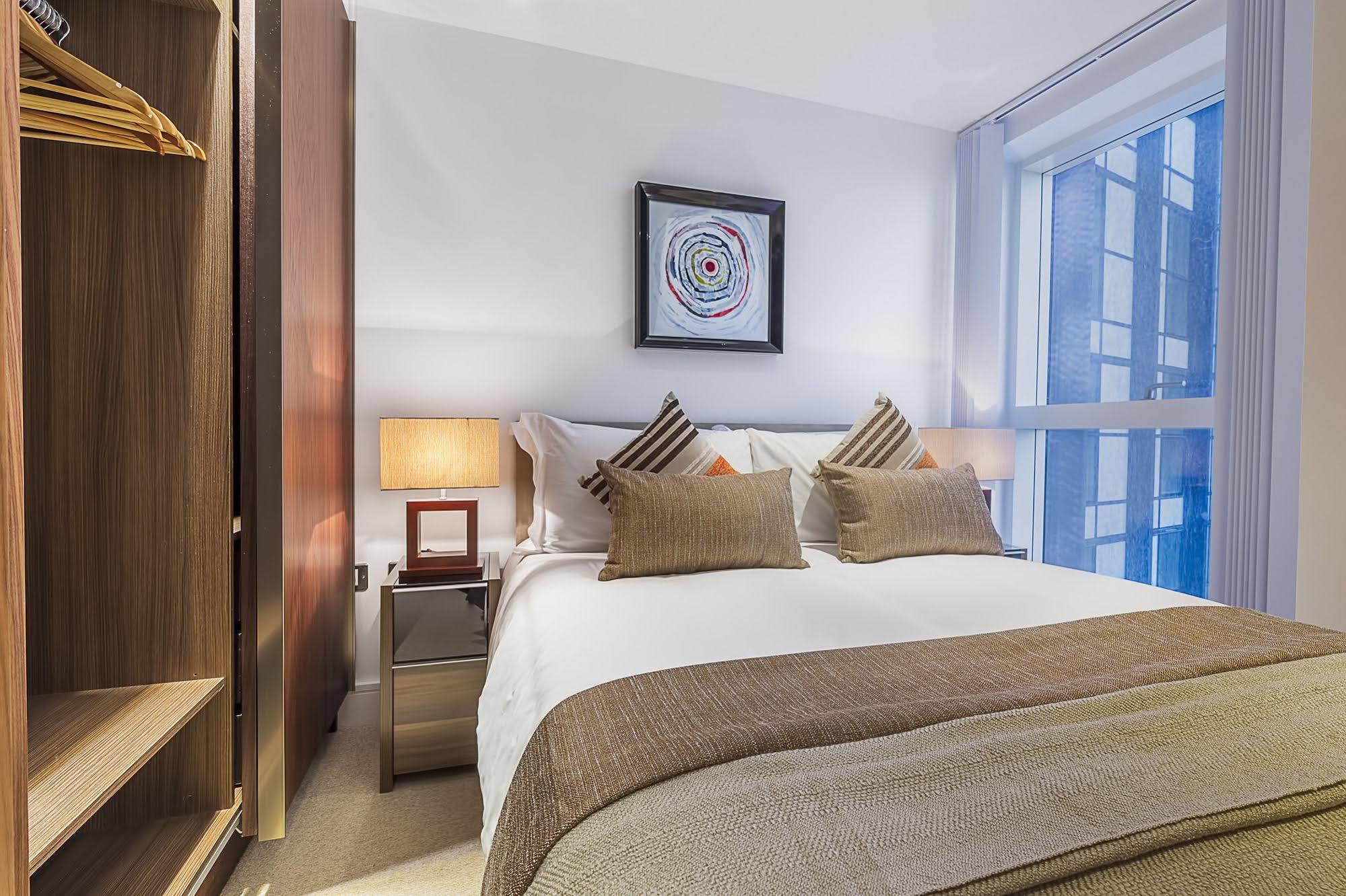 Ferienwohnung Lincoln Plaza London Exterior foto